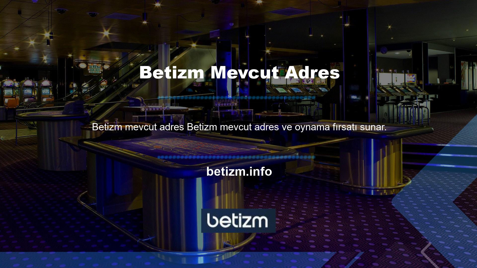 Betizm pokerinde krupiyer beş kartı kapalı olarak dağıtır ve beş kart alır